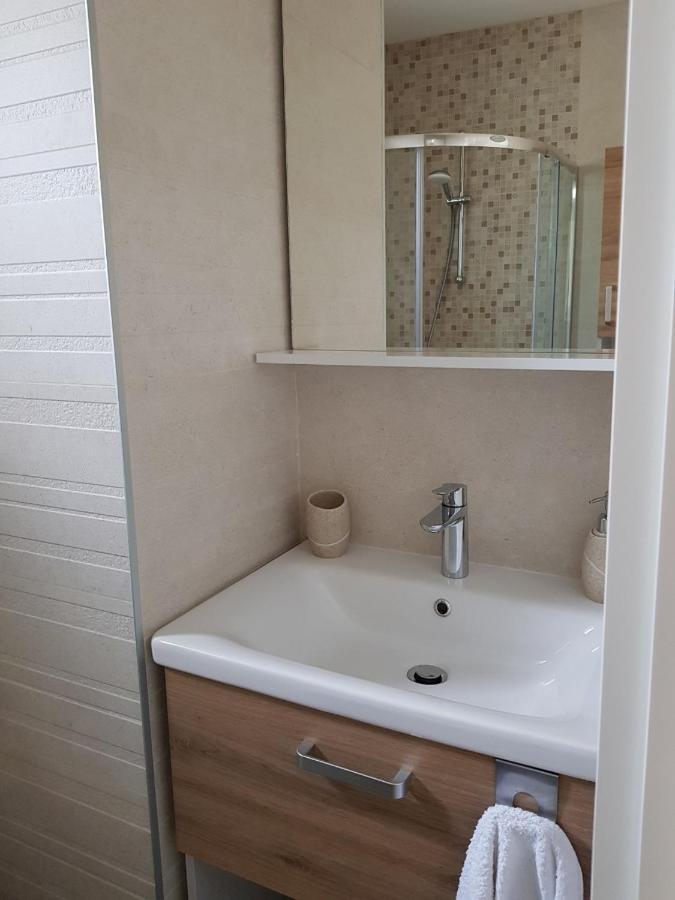 Apartman Luka Novigrad Istria Εξωτερικό φωτογραφία
